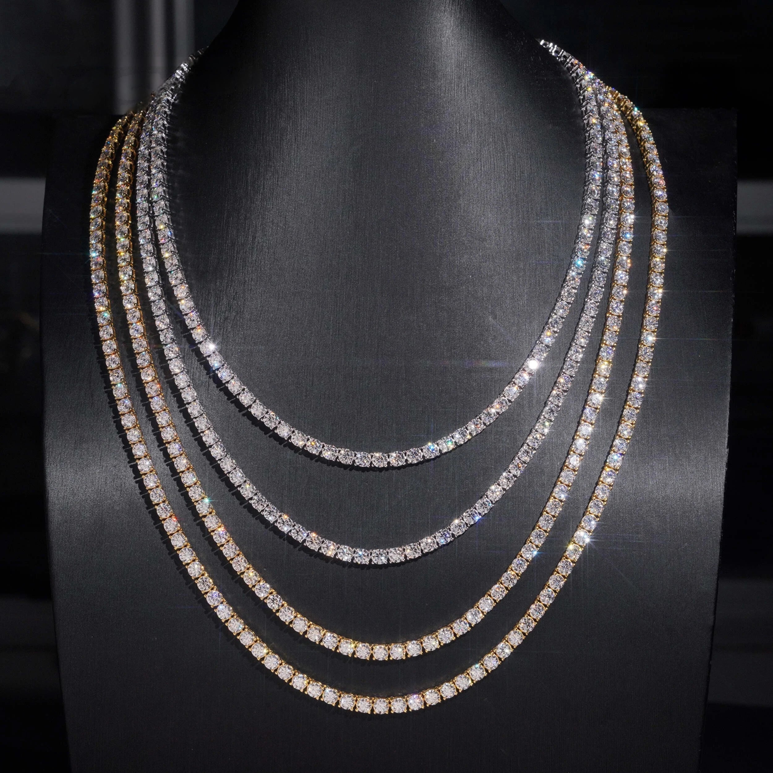 Elegant Moissanite Diamond Tennis Chain in Luxurious Silver